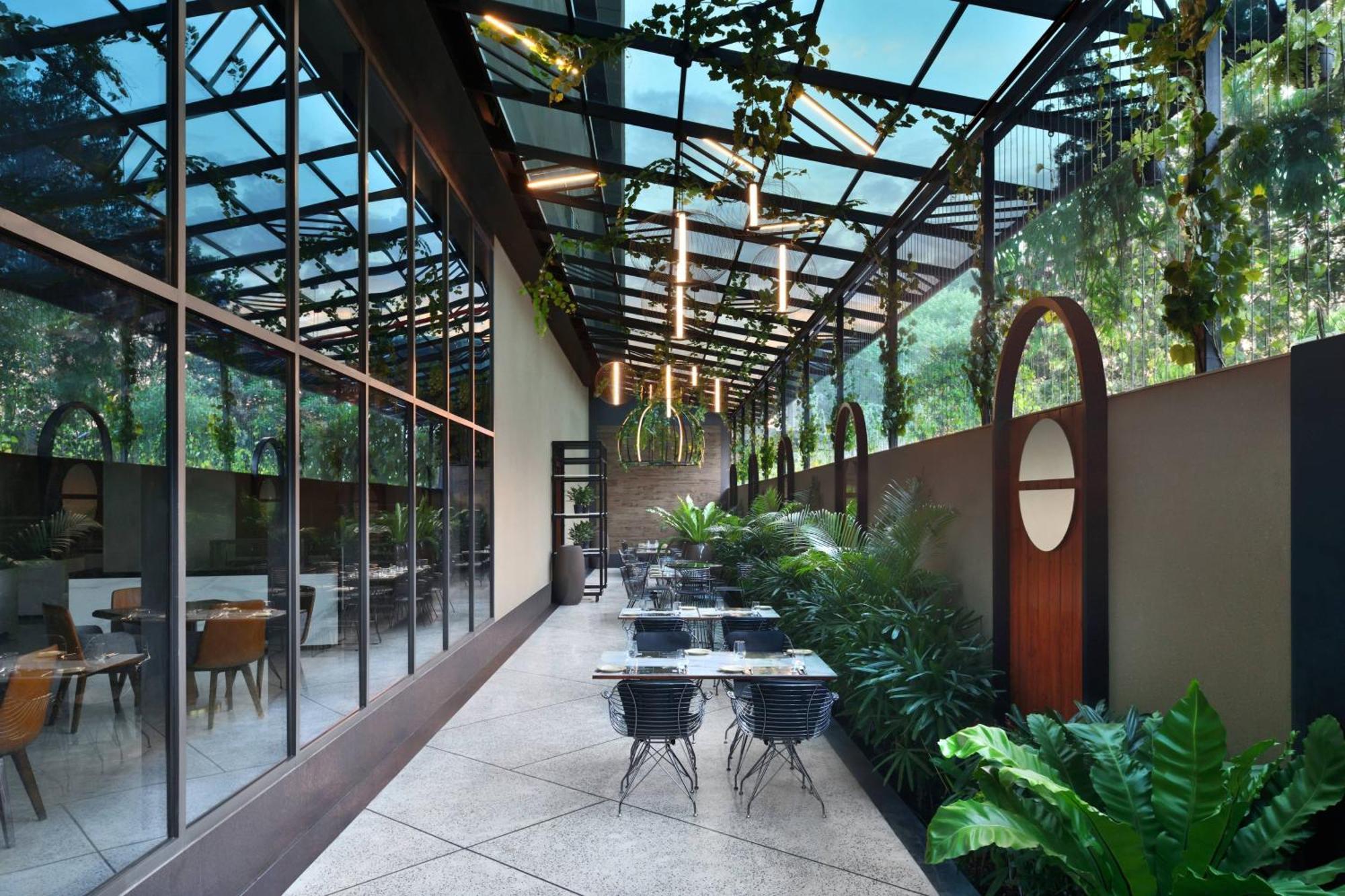 Courtyard By Marriott Nashik Hotel Eksteriør billede